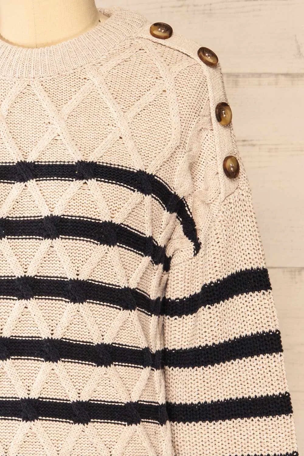 Algesiras Beige | Diamond Knit Striped Sweater