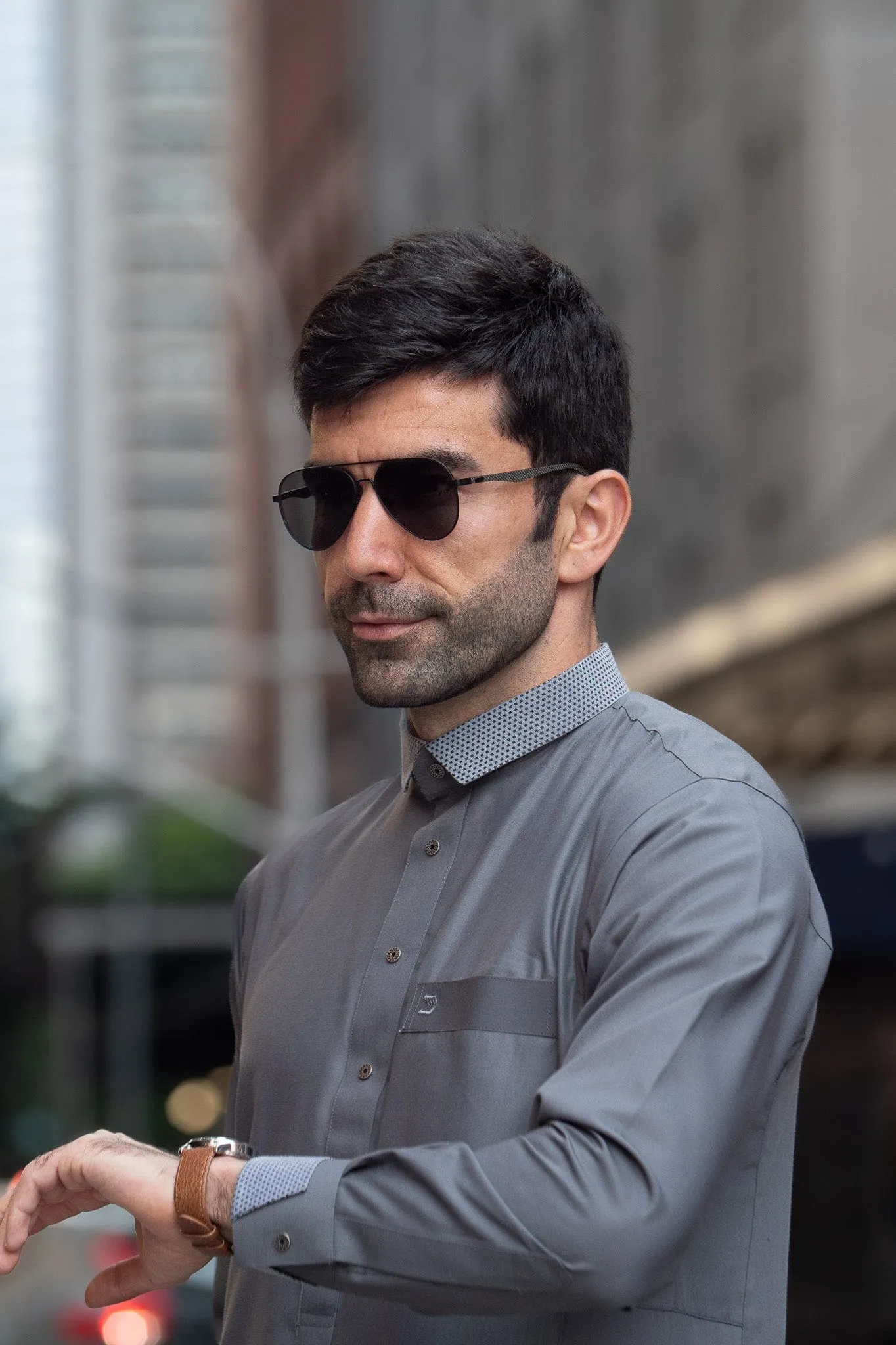 CEO Adult Thobe