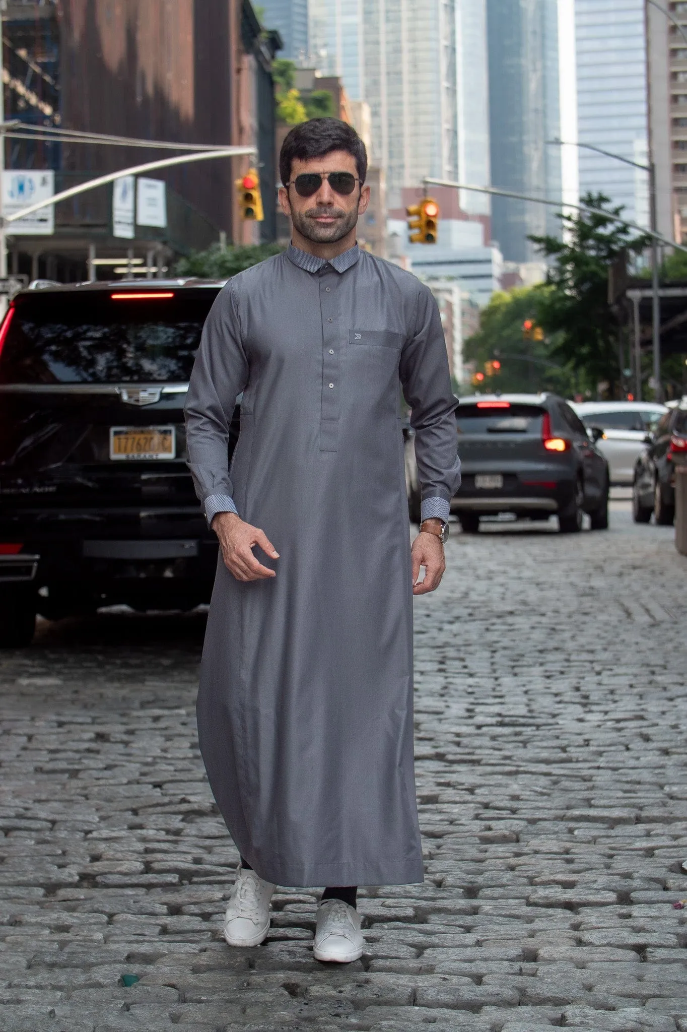 CEO Adult Thobe
