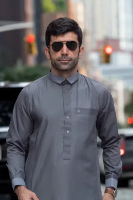 CEO Adult Thobe
