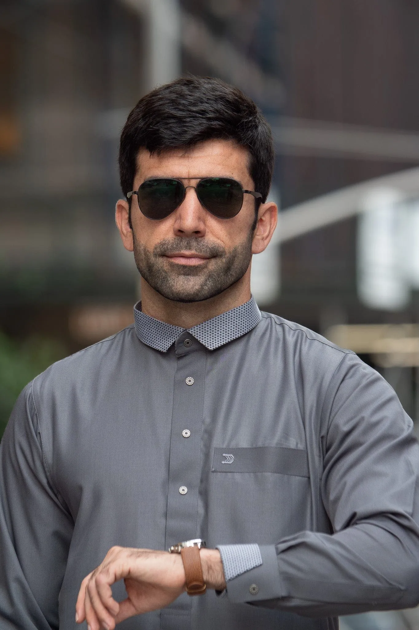 CEO Adult Thobe