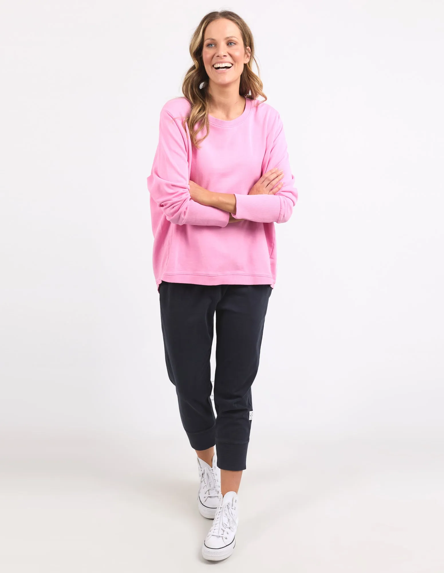 Divine Crew Strawberry Pink - Stylish and Comfortable Oversized T-Shirt for Trendy Casual Wear