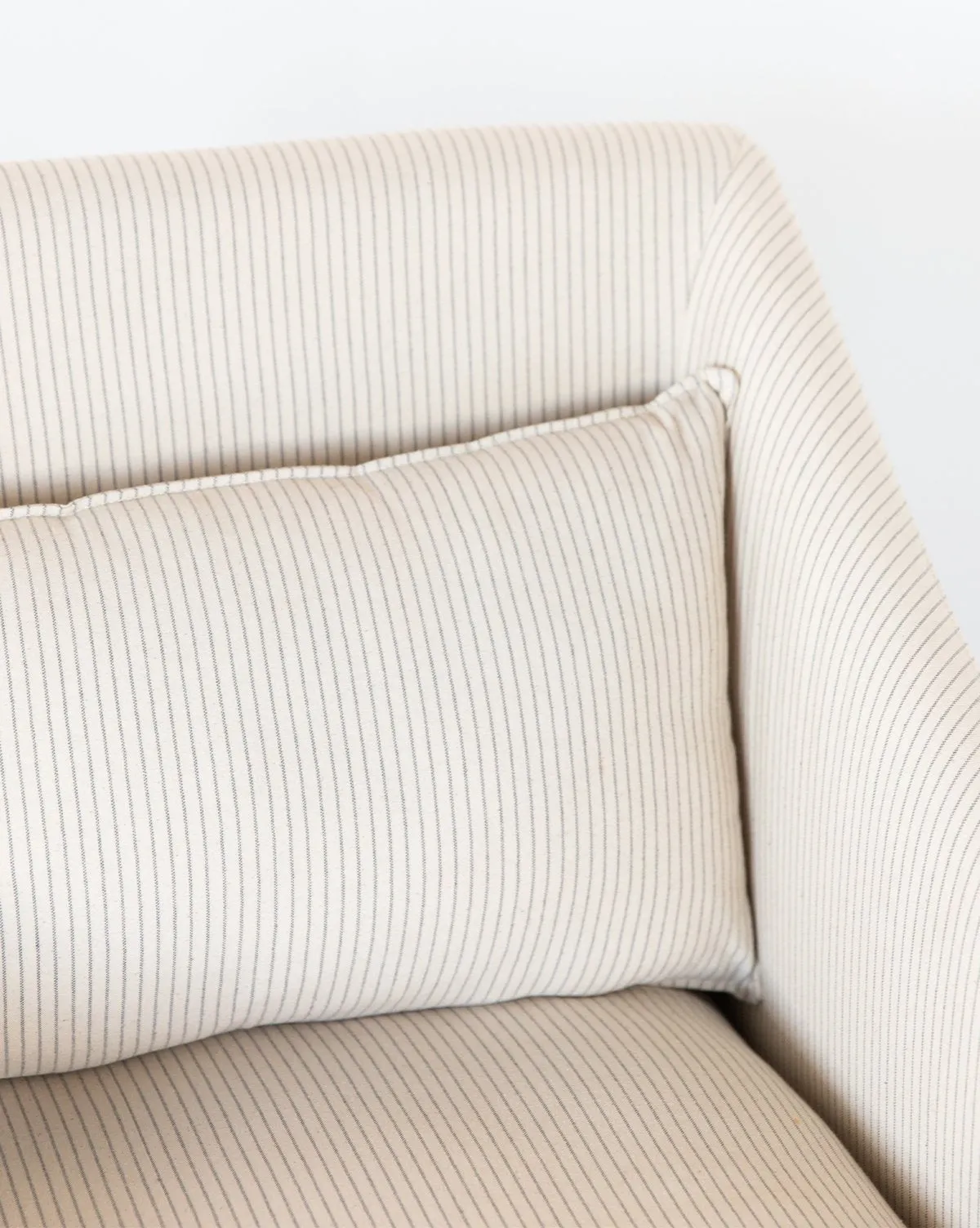 Laurie Chair